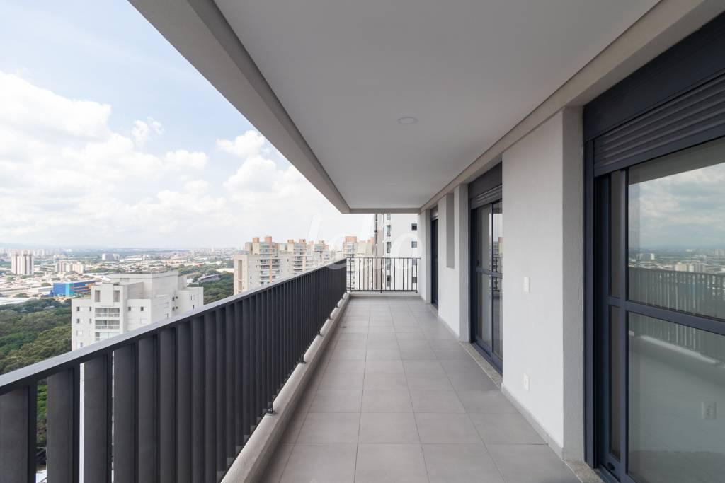 VARANDA SUÍTES de Apartamento à venda, cobertura - Padrão com 269 m², 4 quartos e 4 vagas em Tatuapé - São Paulo