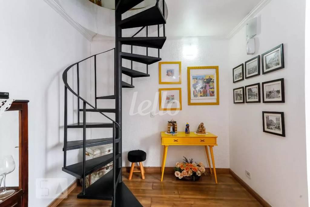 F de Apartamento à venda, Padrão com 110 m², 2 quartos e 1 vaga em Parque Novo Mundo - São Paulo