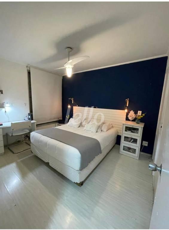 DORMITÓRIO de Apartamento à venda, Padrão com 100 m², 3 quartos e 1 vaga em Vila Nova Conceição - São Paulo