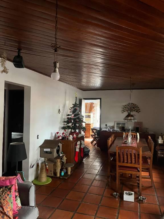 F de Casa à venda, sobrado com 238 m², 3 quartos e 3 vagas em Vila Romero - São Paulo