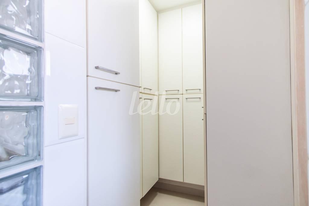AREA DE SERVIÇO de Apartamento para alugar, Padrão com 87 m², 2 quartos e 2 vagas em Ipiranga - São Paulo