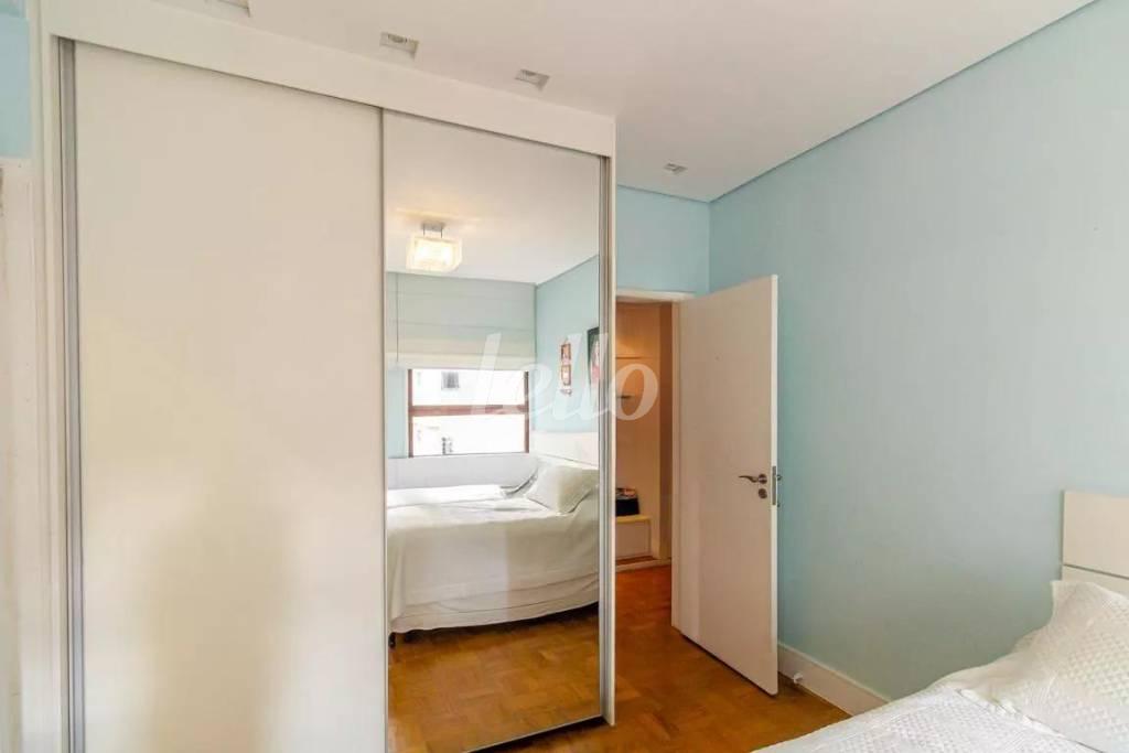 SUÍTE 3 de Apartamento para alugar, Padrão com 220 m², 3 quartos e 2 vagas em Higienópolis - São Paulo