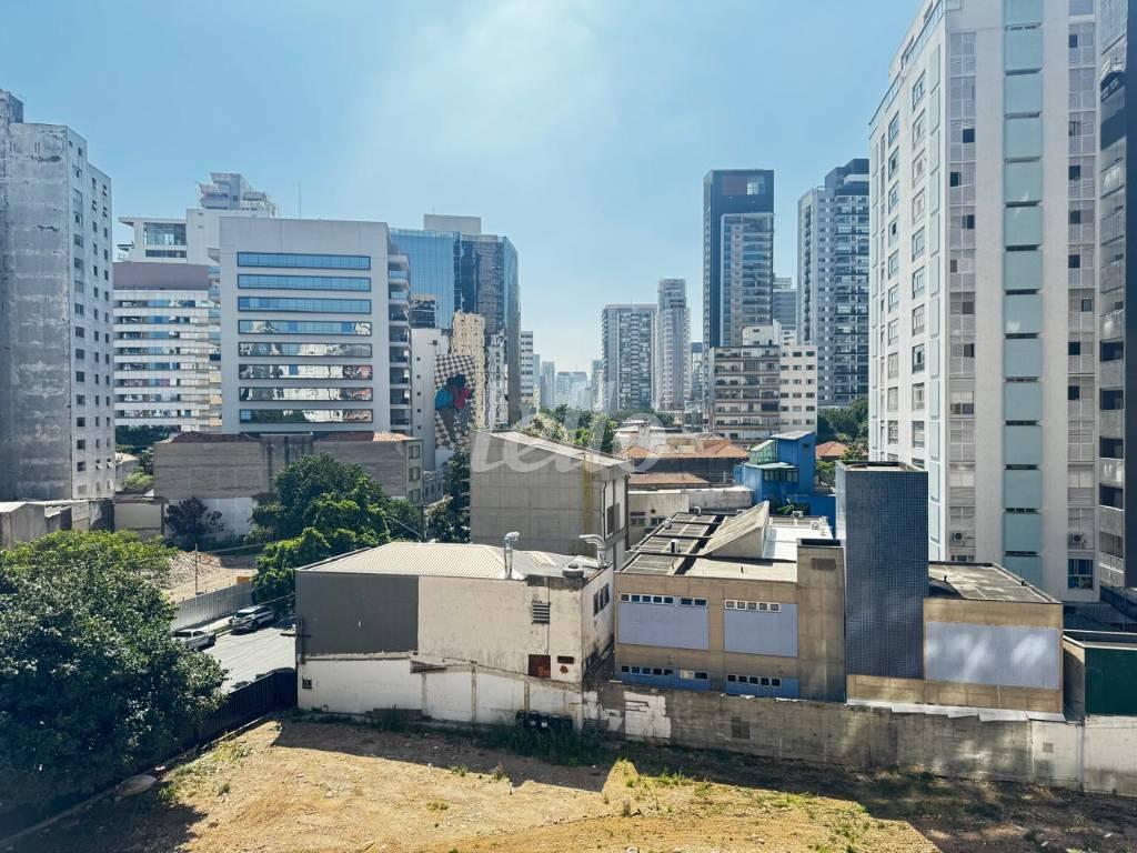 VISTA de Apartamento à venda, Padrão com 64 m², 2 quartos e em Pinheiros - São Paulo