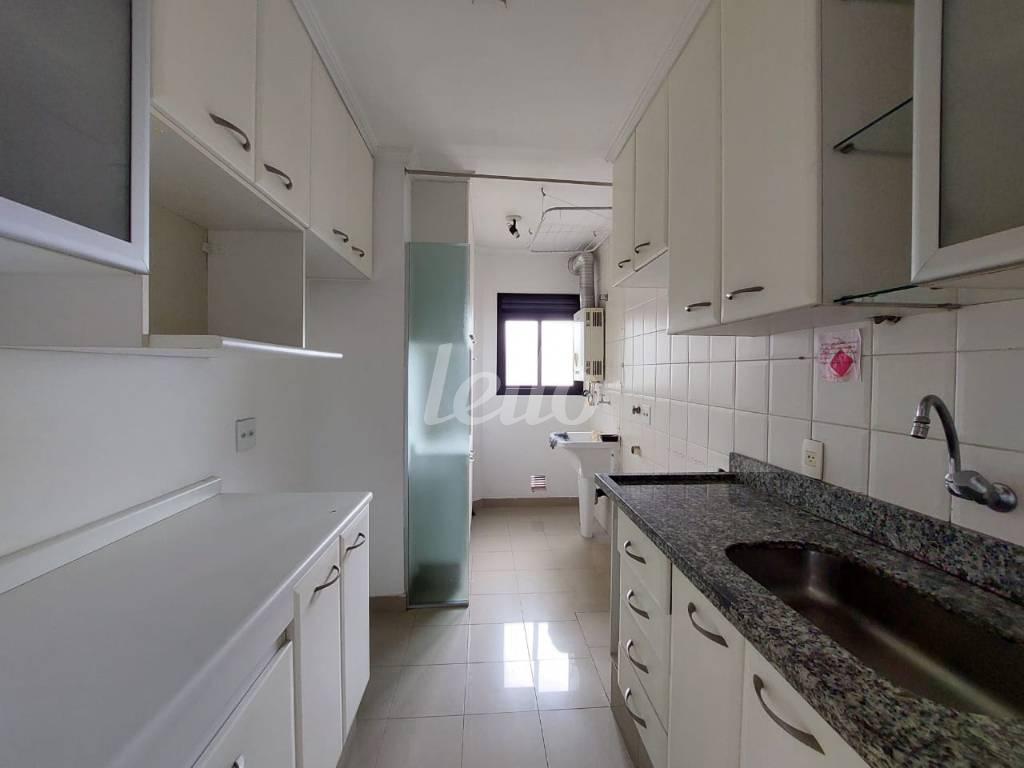 COZINHA de Apartamento para alugar, Padrão com 62 m², 3 quartos e 1 vaga em Vila Carrão - São Paulo