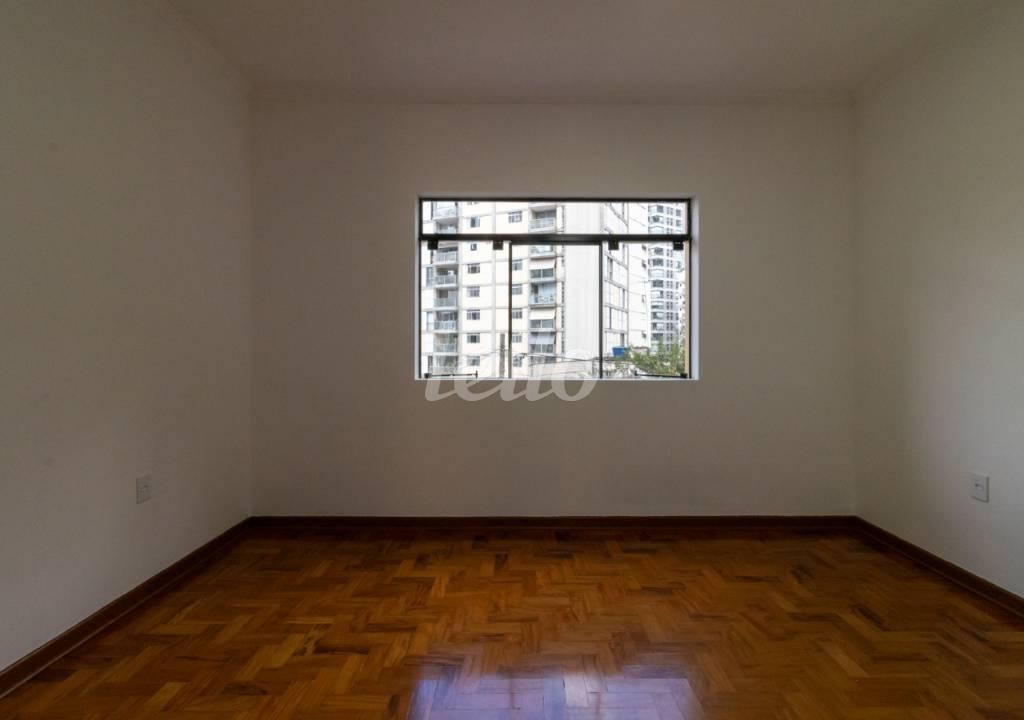 SALA de Casa para alugar, sobrado com 125 m², e 1 vaga em Jardim Das Bandeiras - São Paulo