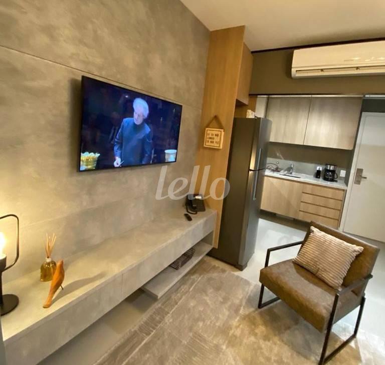 SALA de Apartamento para alugar, Padrão com 36 m², 1 quarto e 1 vaga em Pinheiros - São Paulo