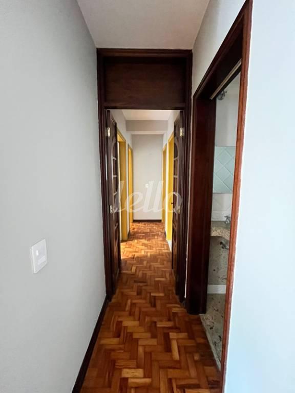 CORREDOR de Apartamento à venda, Padrão com 96 m², 3 quartos e 1 vaga em Indianópolis - São Paulo