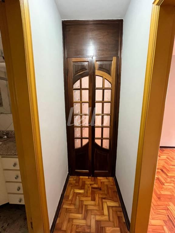 CORREDOR de Apartamento à venda, Padrão com 96 m², 3 quartos e 1 vaga em Indianópolis - São Paulo