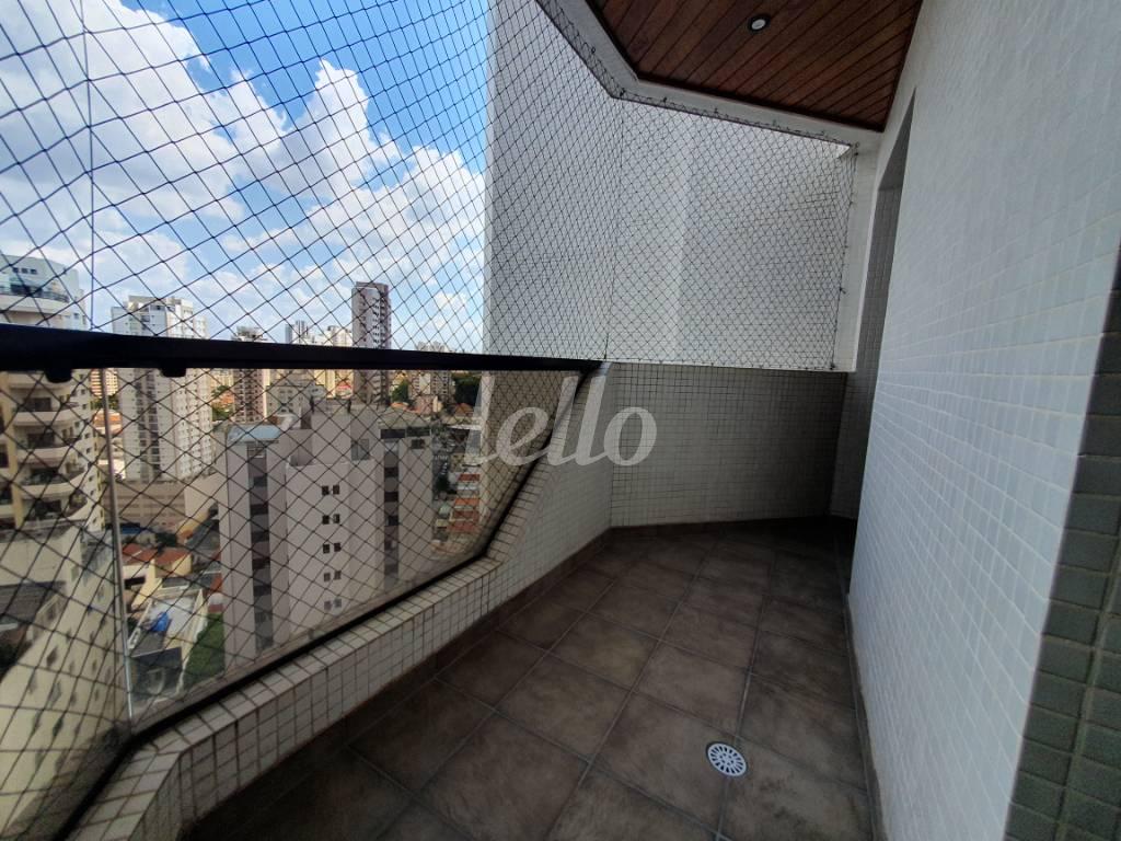 VARANDA 1 de Apartamento à venda, Padrão com 200 m², 3 quartos e 4 vagas em Santana - São Paulo