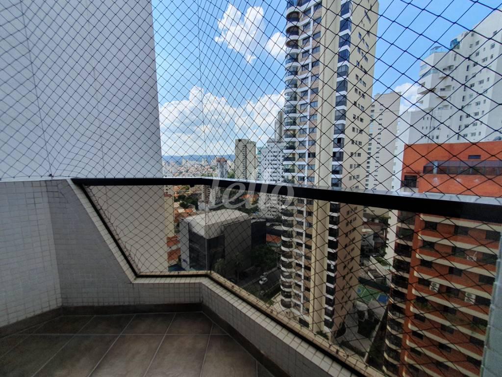 VARANDA 2 de Apartamento à venda, Padrão com 200 m², 3 quartos e 4 vagas em Santana - São Paulo