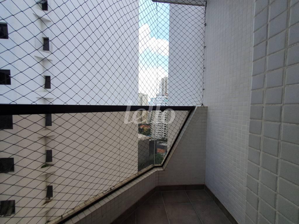 VARANDA 3 de Apartamento à venda, Padrão com 200 m², 3 quartos e 4 vagas em Santana - São Paulo