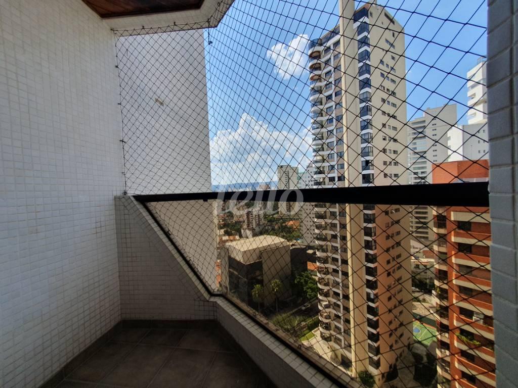 VARANDA de Apartamento à venda, Padrão com 200 m², 3 quartos e 4 vagas em Santana - São Paulo