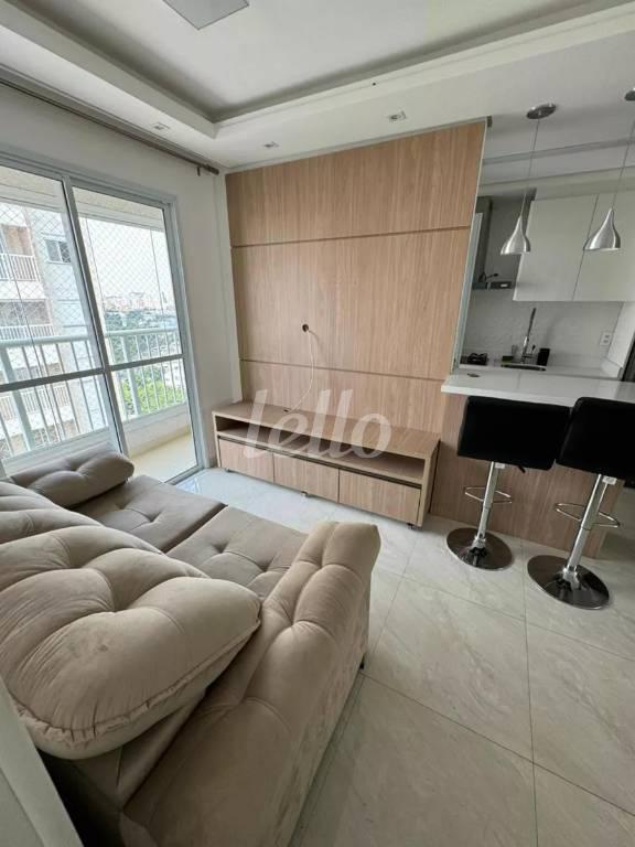 SALA de Apartamento à venda, Padrão com 46 m², 2 quartos e 1 vaga em Sítio da Figueira - São Paulo