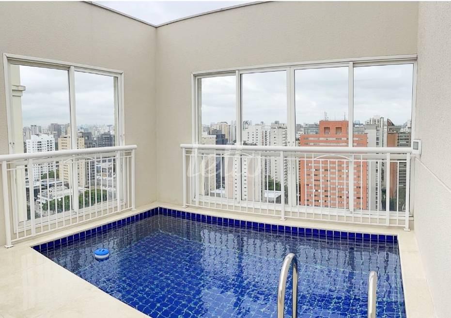 PISCINA de Apartamento à venda, cobertura - Padrão com 371 m², 4 quartos e 4 vagas em Indianópolis - São Paulo