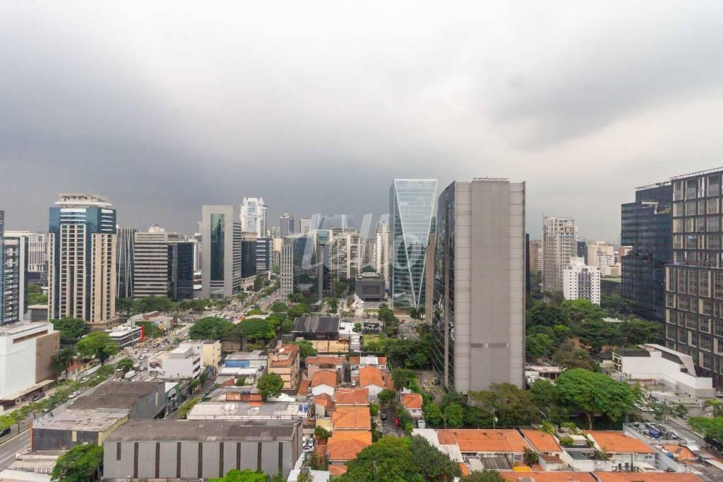 VISTA de Apartamento à venda, Padrão com 108 m², 2 quartos e 2 vagas em Itaim Bibi - São Paulo