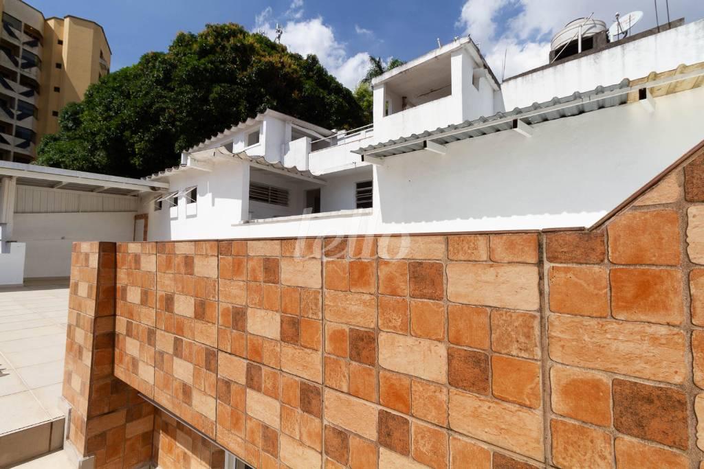 LAGE CASA 3 de Casa à venda, sobrado com 350 m², 4 quartos e 3 vagas em Vila Paulicéia - São Paulo