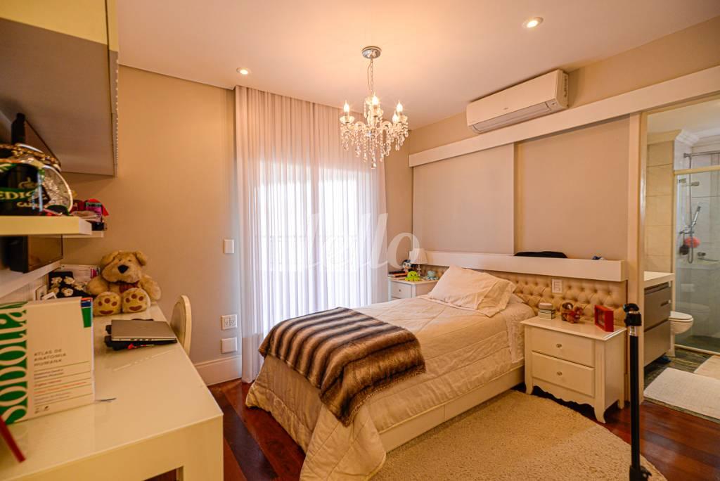 DORMITÓRIO 3 de Apartamento à venda, Padrão com 228 m², 4 quartos e 4 vagas em Planalto Paulista - São Paulo