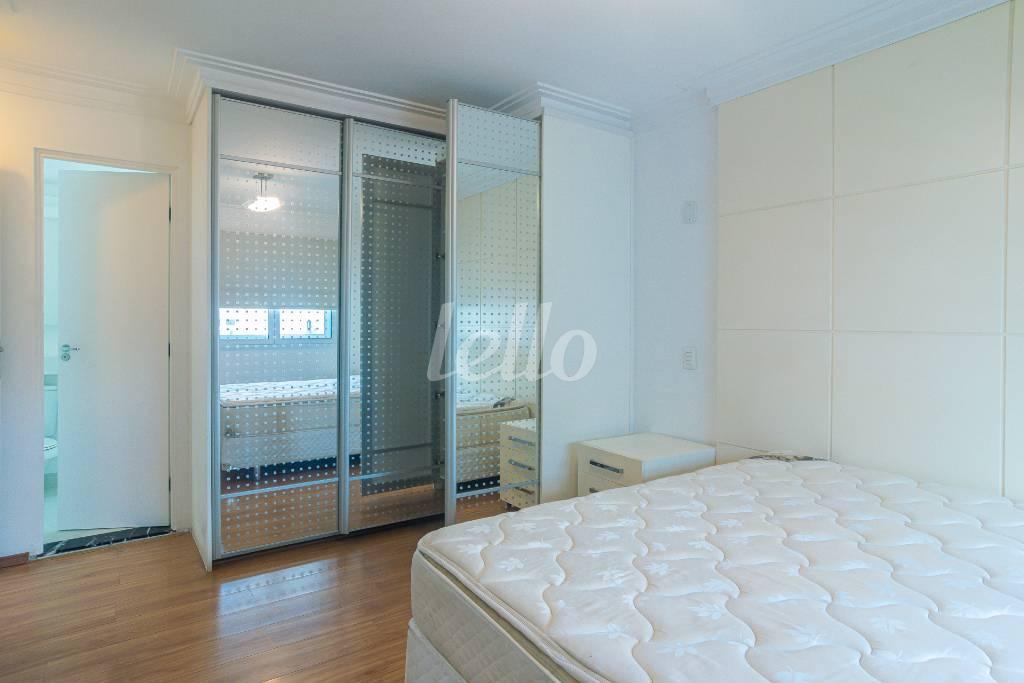 SUITE de Apartamento para alugar, Padrão com 103 m², 2 quartos e 2 vagas em Vila Nova Conceição - São Paulo