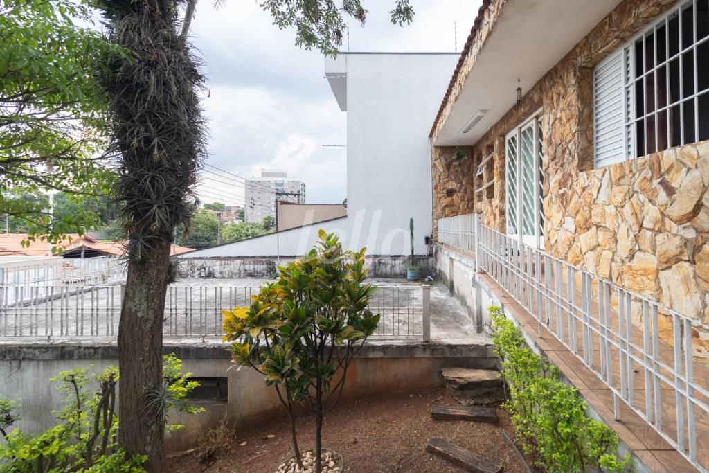 FRENTE de Casa à venda, térrea com 140 m², 3 quartos e 2 vagas em Vila Bela - São Paulo