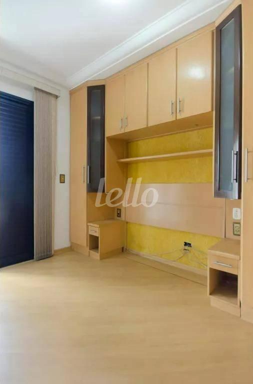 SUITE de Apartamento para alugar, Padrão com 70 m², 3 quartos e 2 vagas em Santa Teresinha - São Paulo