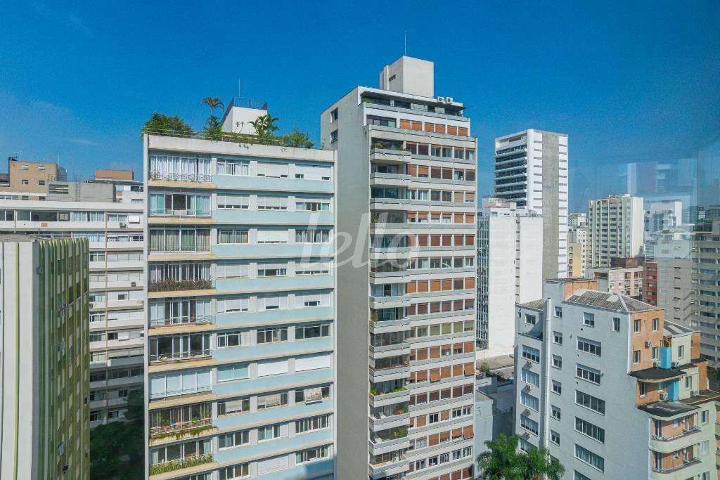 VISTA de Apartamento à venda, Padrão com 204 m², 3 quartos e 4 vagas em Cerqueira César - São Paulo