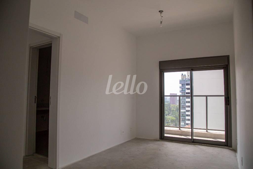DORMITÓRIO de Apartamento à venda, Padrão com 140 m², 3 quartos e 2 vagas em Vila Mariana - São Paulo