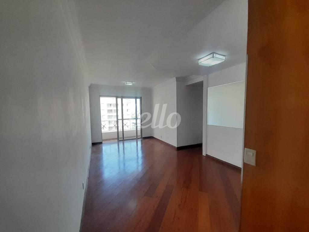 SALA de Apartamento à venda, Padrão com 73 m², 3 quartos e 1 vaga em Vila Prudente - São Paulo