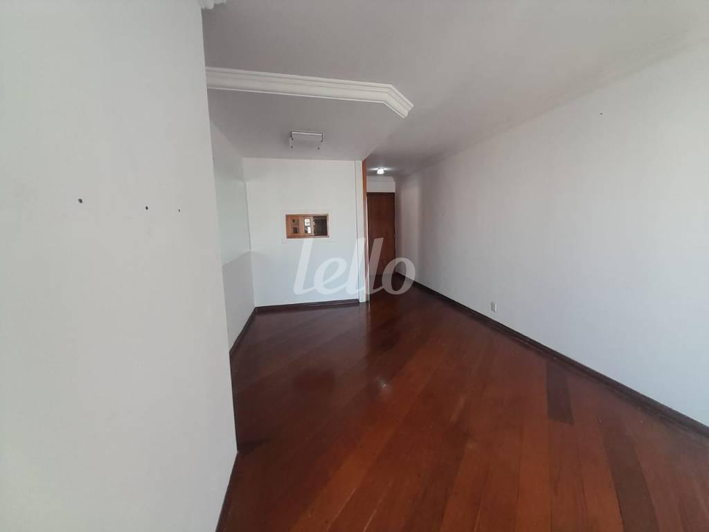 SALA de Apartamento à venda, Padrão com 73 m², 3 quartos e 1 vaga em Vila Prudente - São Paulo