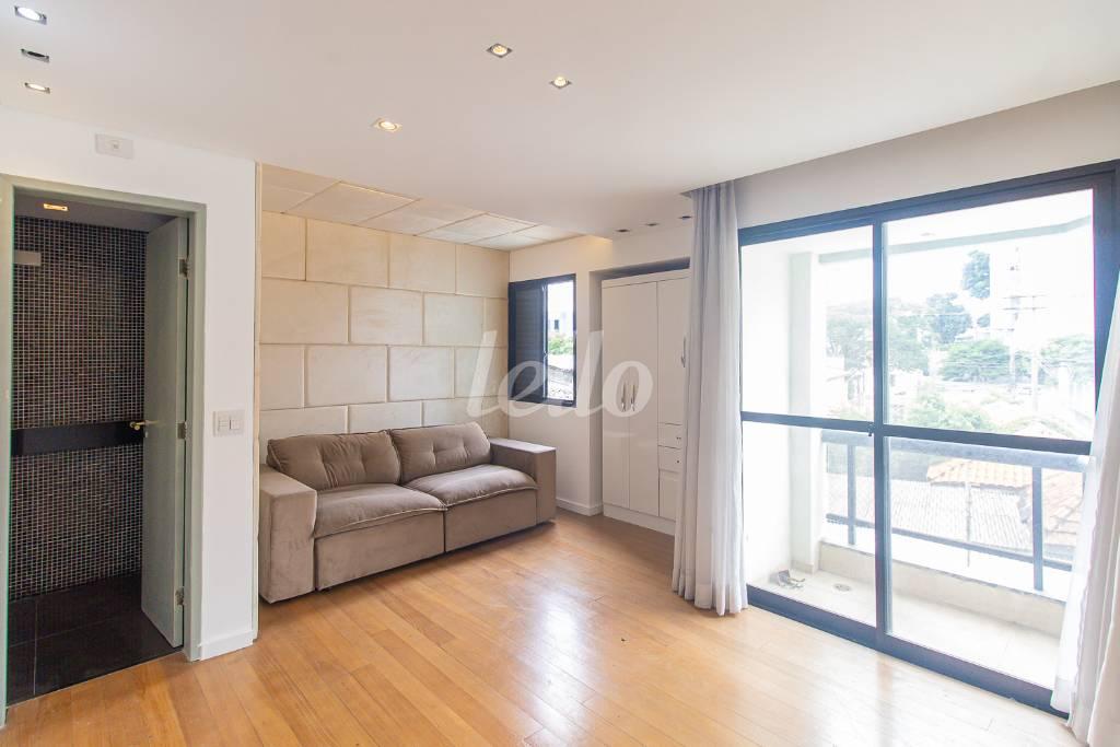 SALA de Apartamento para alugar, Padrão com 35 m², 1 quarto e 1 vaga em Vila Clementino - São Paulo
