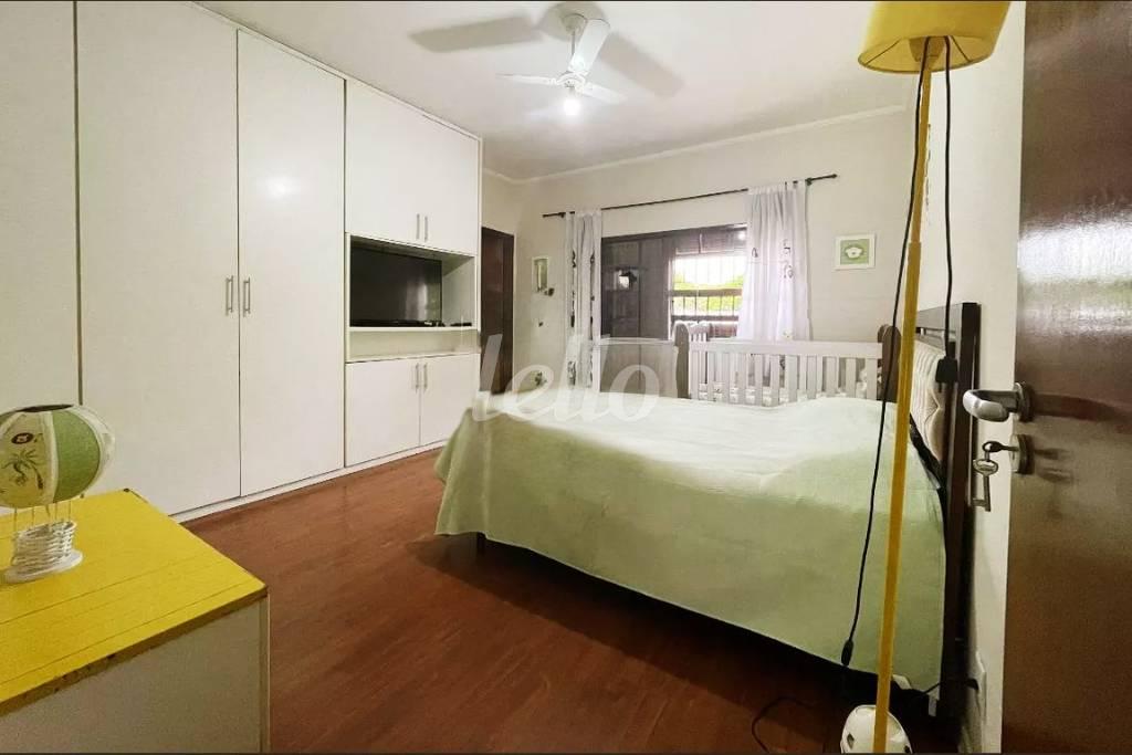 SUITE 3 de Casa para alugar, sobrado com 600 m², 5 quartos e 4 vagas em Alto da Lapa - São Paulo