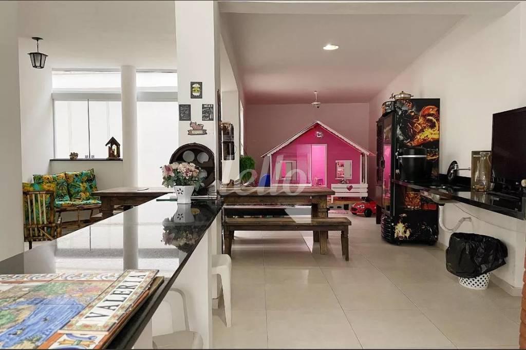 AREA GOUMERT de Casa para alugar, sobrado com 600 m², 5 quartos e 4 vagas em Alto da Lapa - São Paulo