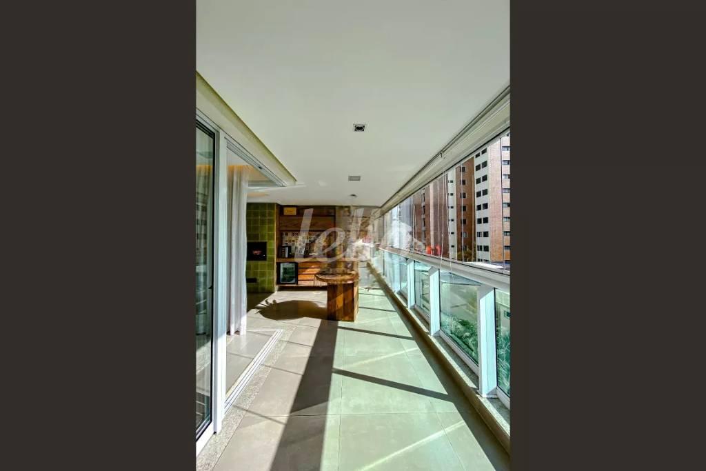 VARANDA de Apartamento à venda, Padrão com 228 m², 3 quartos e 4 vagas em Parque da Mooca - São Paulo