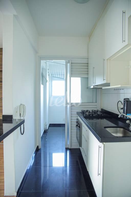 COZINHA de Apartamento para alugar, Padrão com 70 m², 3 quartos e 1 vaga em Vila Carrão - São Paulo