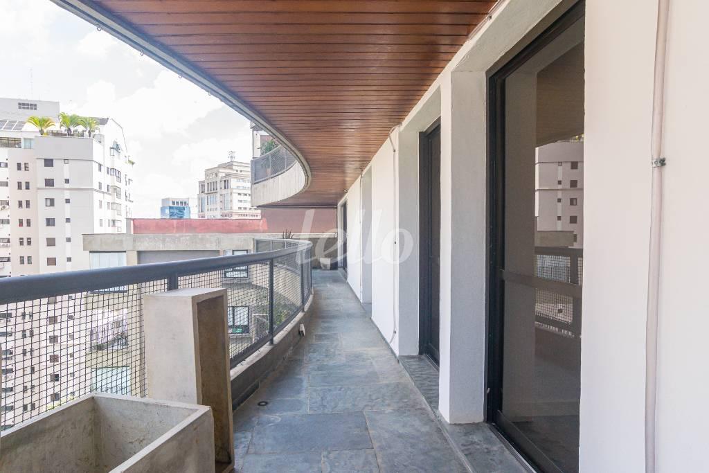 SACADA de Apartamento para alugar, Padrão com 154 m², 3 quartos e 2 vagas em Vila Nova Conceição - São Paulo
