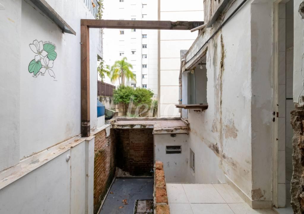 SALA de Casa para alugar, sobrado com 156 m², e em Paraíso - São Paulo
