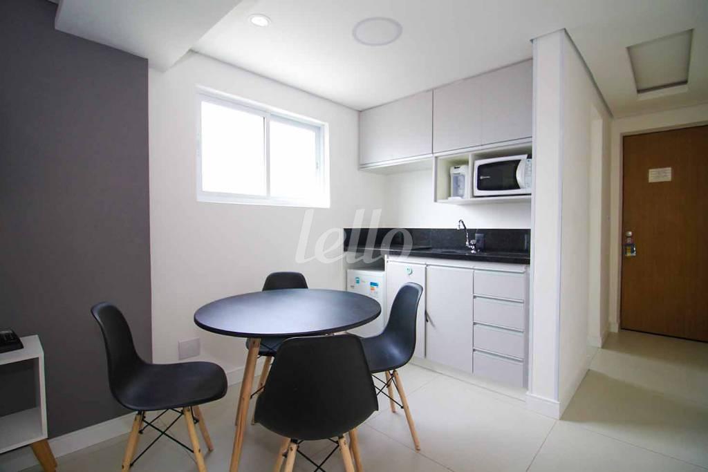 COZINHA de Apartamento para alugar, Padrão com 28 m², 1 quarto e 1 vaga em Vila Clementino - São Paulo