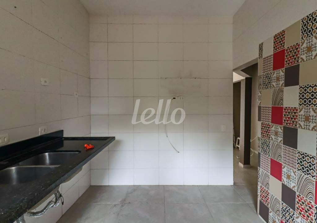 COZINHA de Loja para alugar, Padrão com 100 m², e em Vila Nova Conceição - São Paulo