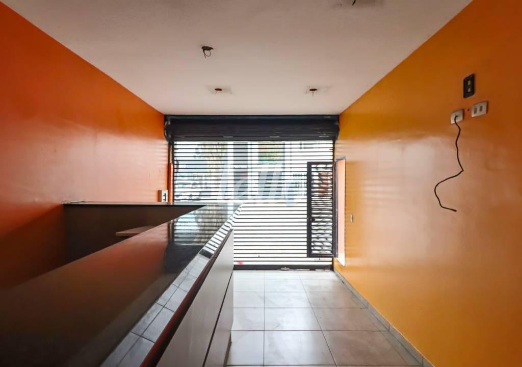 LOJA de Loja para alugar, Padrão com 100 m², e em Vila Nova Conceição - São Paulo