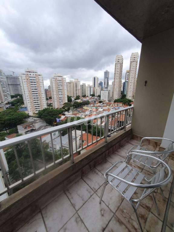 VARANDA de Apartamento à venda, Padrão com 112 m², 3 quartos e 2 vagas em Vila Pompeia - São Paulo