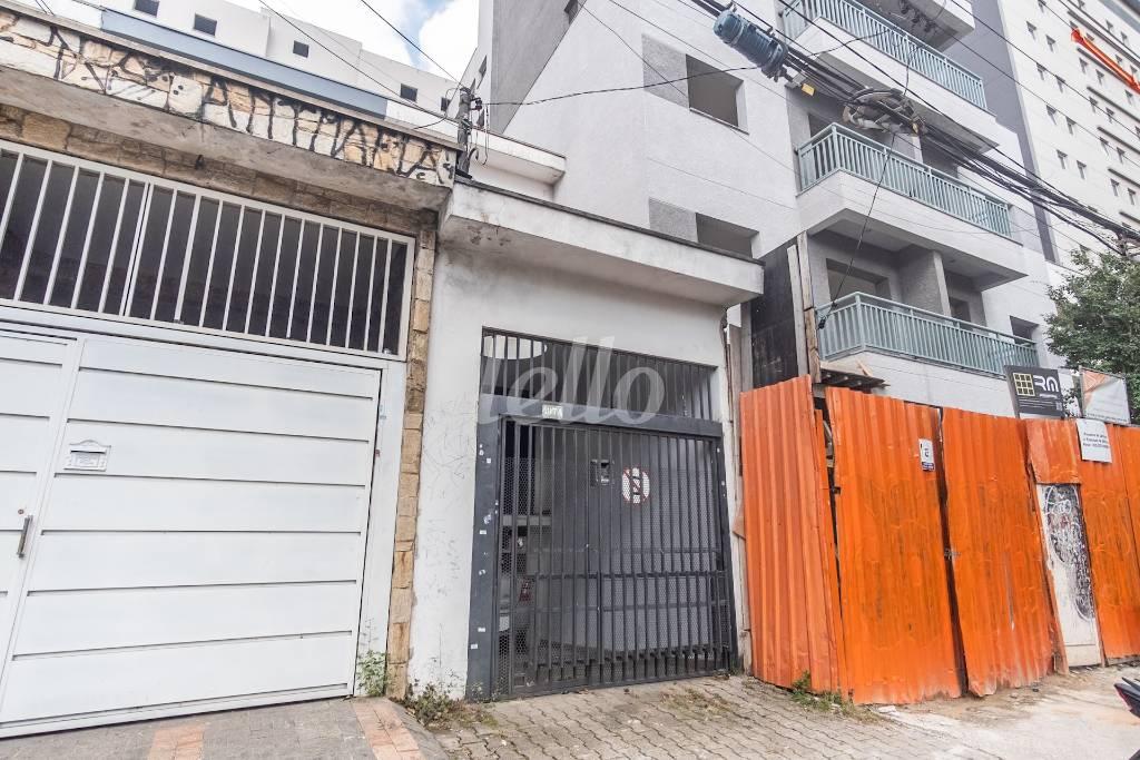 FACHADA de Casa para alugar, sobrado com 280 m², 3 quartos e 2 vagas em Tatuapé - São Paulo