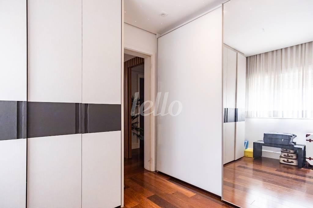 SUÍTE 3 de Apartamento à venda, Padrão com 225 m², 3 quartos e 4 vagas em Chácara Califórnia - São Paulo
