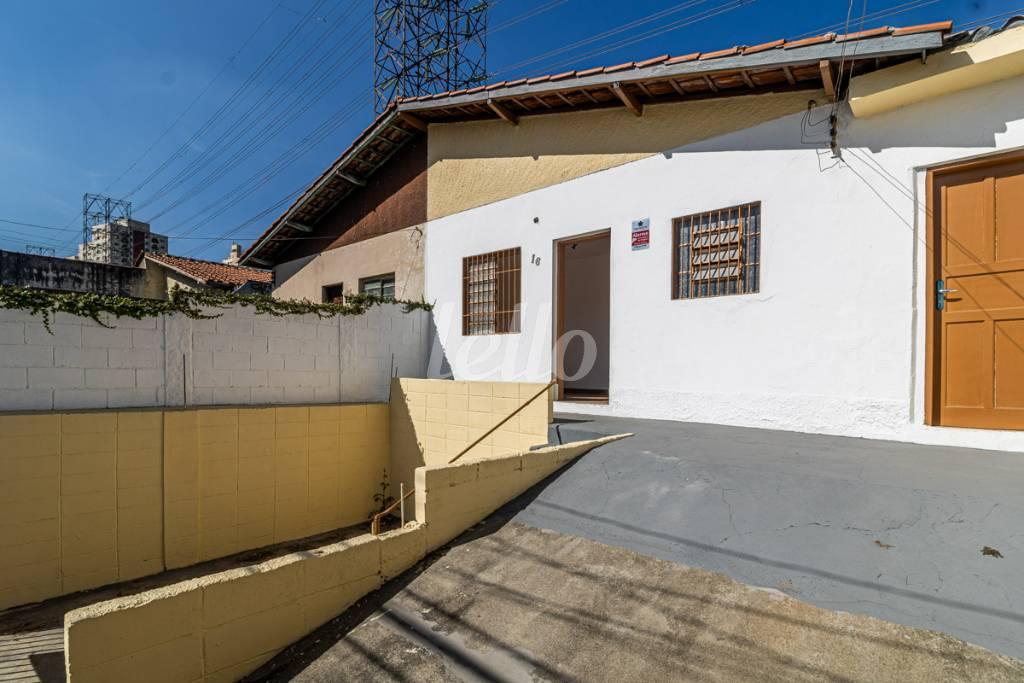 GARAGEM de Casa à venda, térrea com 58 m², 2 quartos e 1 vaga em Vila Cleonice - São Paulo