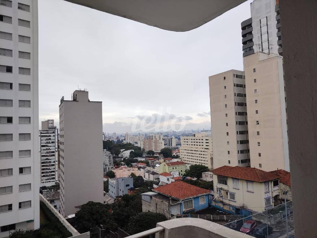 F de Apartamento à venda, Padrão com 75 m², 3 quartos e 1 vaga em Santana - São Paulo