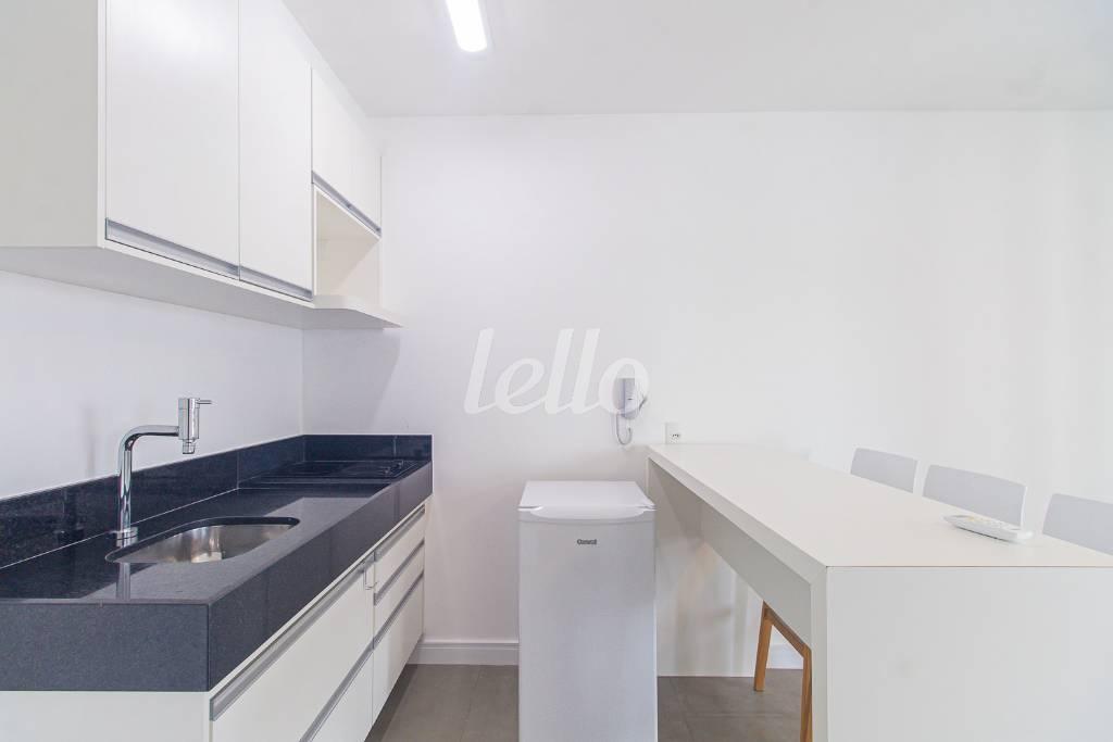 COZINHA de Apartamento para alugar, Padrão com 38 m², 1 quarto e 1 vaga em Cidade Monções - São Paulo