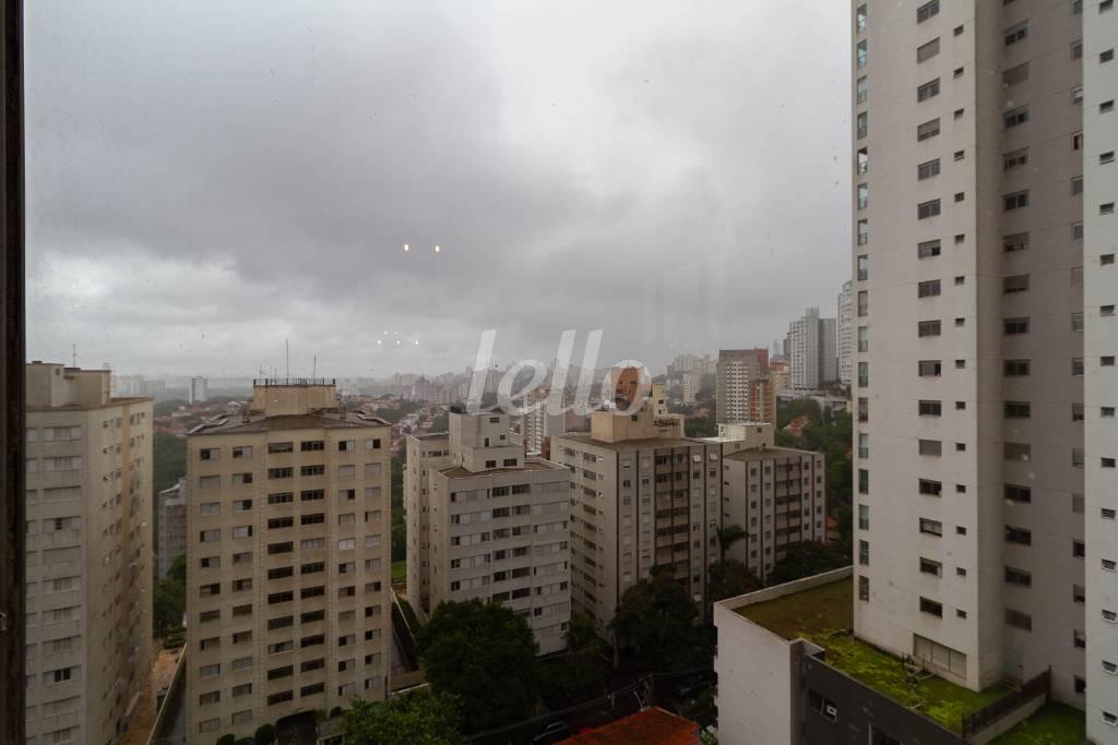 VARANDA de Apartamento à venda, Padrão com 201 m², 4 quartos e 2 vagas em Sumarezinho - São Paulo