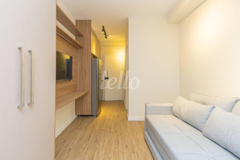 SALA de Apartamento para alugar, Padrão com 24 m², 1 quarto e em Vila Clementino - São Paulo