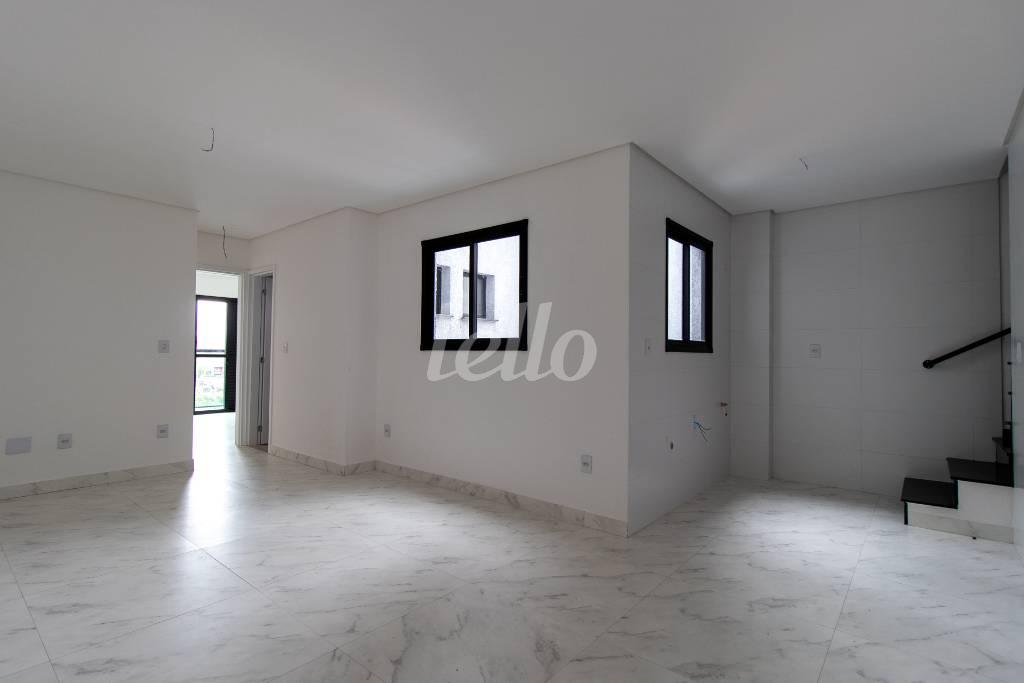 SALA de Apartamento à venda, cobertura - Padrão com 120 m², 2 quartos e 1 vaga em Vila Pires - Santo André