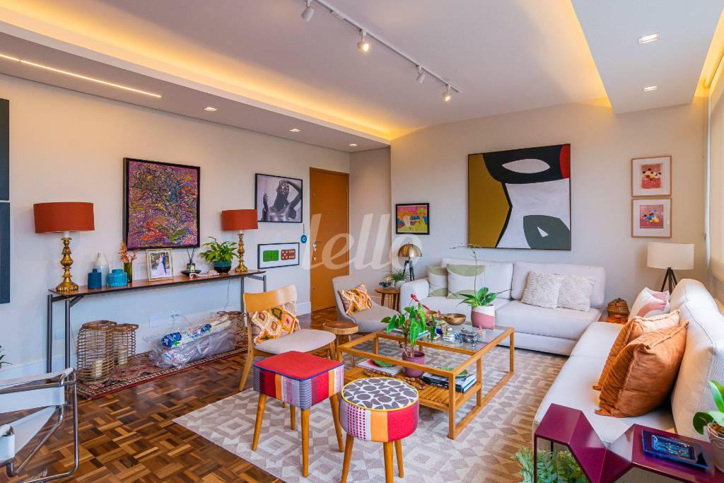 SALA de Apartamento à venda, Padrão com 116 m², 3 quartos e 1 vaga em Pinheiros - São Paulo