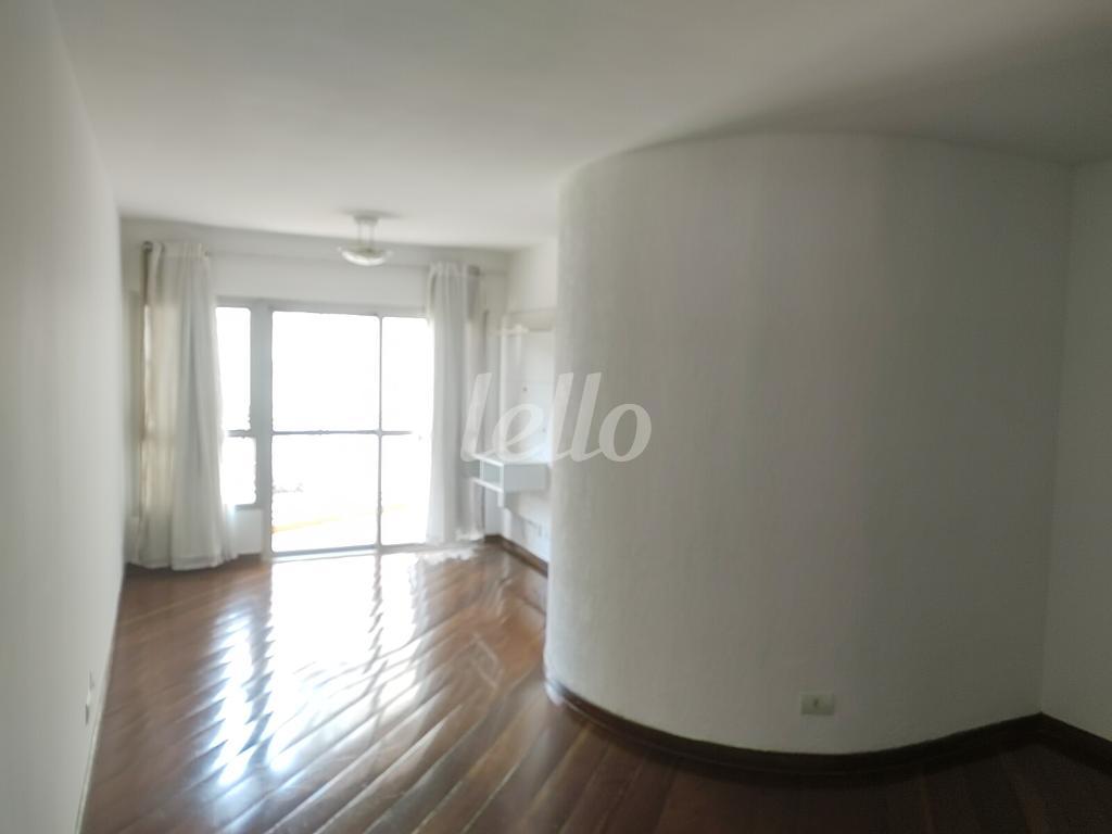 5-SALA-001.JPG de Apartamento para alugar, Padrão com 65 m², 2 quartos e 1 vaga em Vila Clementino - São Paulo