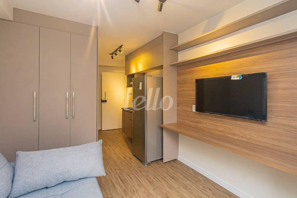 SALA de Apartamento para alugar, Padrão com 18 m², 1 quarto e em Vila Clementino - São Paulo